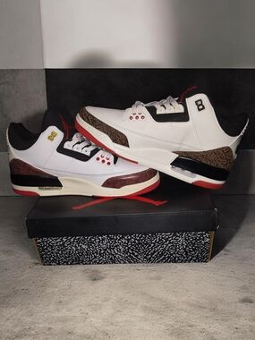 White Black Red Men's Leather Basketball Sneakers